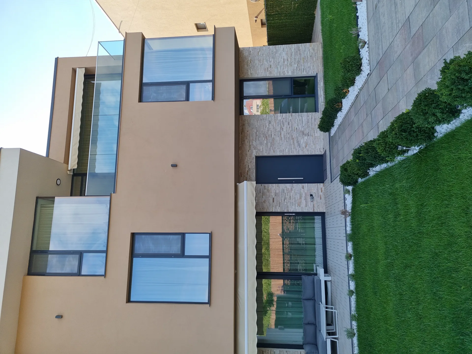 exterior complex Pipera Gardens