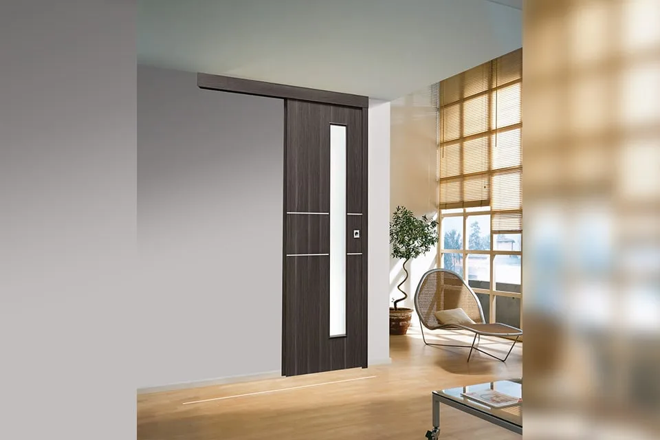 Ușă glisantă cu decupaj de sticlă